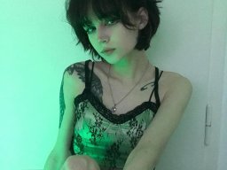 beautiful-students-260924-260924-081