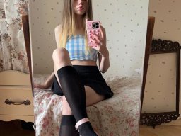 beautiful-students-260924-260924-081