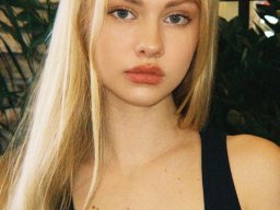 beautiful-students-260924-260924-081