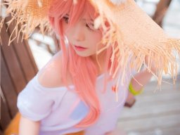 beautiful-students-260924-260924-081