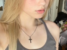 beautiful-students-260924-260924-082