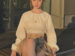 beautiful-students-260924-260924-082