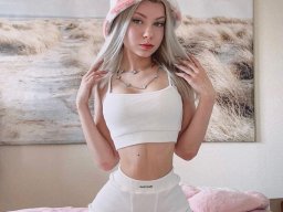 beautiful-students-260924-260924-082
