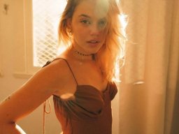 beautiful-students-260924-260924-082