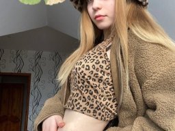 beautiful-students-260924-260924-082