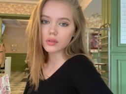beautiful-students-260924-260924-082