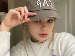 beautiful-students-260924-260924-083