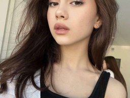 beautiful-students-260924-260924-083