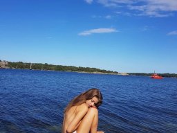 beautiful-students-260924-260924-083