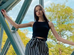 beautiful-students-260924-260924-083