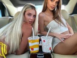 beautiful-students-260924-260924-083