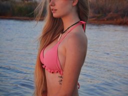beautiful-students-260924-260924-083