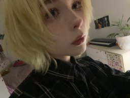 beautiful-students-260924-260924-083