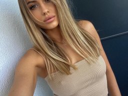 beautiful-students-260924-260924-083