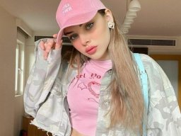 beautiful-students-260924-260924-083