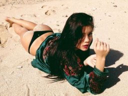 beautiful-students-260924-260924-083
