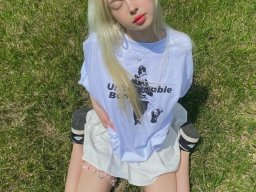 beautiful-students-260924-260924-084