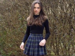 beautiful-students-260924-260924-084
