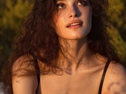 beautiful-students-260924-260924-084