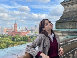 beautiful-students-260924-260924-084