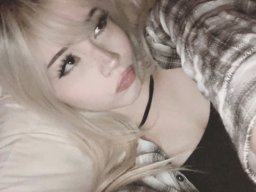 beautiful-students-260924-260924-084