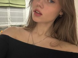 beautiful-students-260924-260924-084