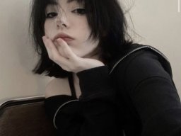 beautiful-students-260924-260924-084