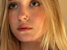 beautiful-students-260924-260924-084