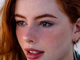 beautiful-students-260924-260924-084