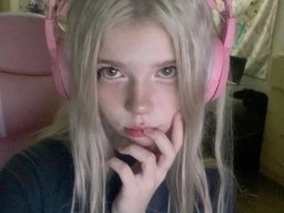 beautiful-students-260924-260924-085