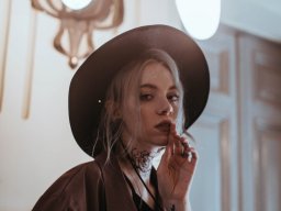 beautiful-students-260924-260924-085