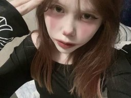 beautiful-students-260924-260924-085