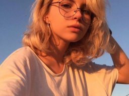 beautiful-students-260924-260924-085