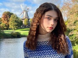 beautiful-students-260924-260924-085