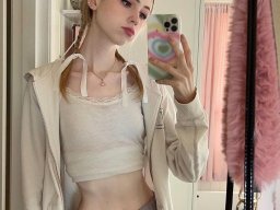beautiful-students-260924-260924-086