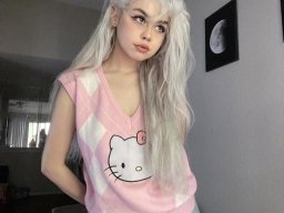 beautiful-students-260924-260924-086