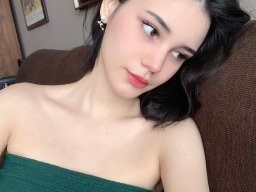 beautiful-students-260924-260924-086