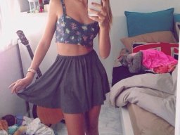 beautiful-students-260924-260924-086