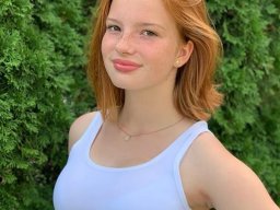 beautiful-students-260924-260924-086