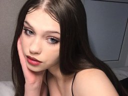beautiful-students-260924-260924-086