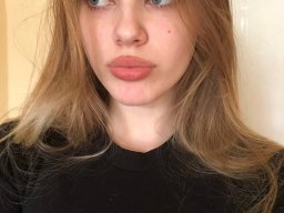 beautiful-students-260924-260924-086