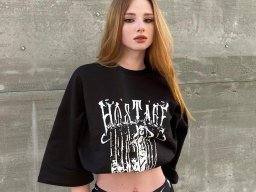 beautiful-students-260924-260924-086