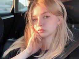 beautiful-students-260924-260924-086