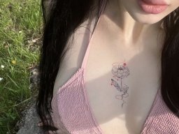 beautiful-students-260924-260924-086