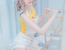 beautiful-students-260924-260924-087