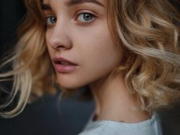 beautiful-students-260924-260924-087