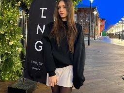 beautiful-students-260924-260924-087