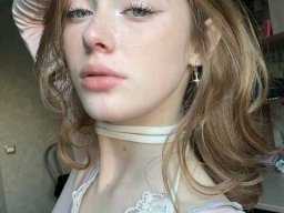 beautiful-students-260924-260924-087
