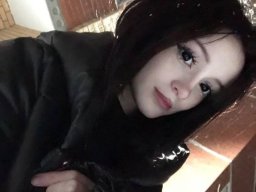 beautiful-students-260924-260924-087