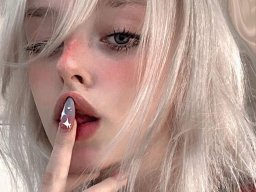 beautiful-students-260924-260924-087